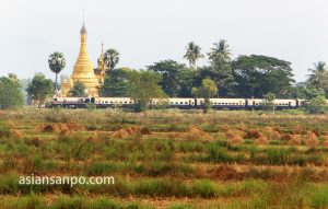 ミャンマー　タウングーーバゴー　列車
