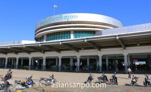 ミャンマー　ネーピードー駅