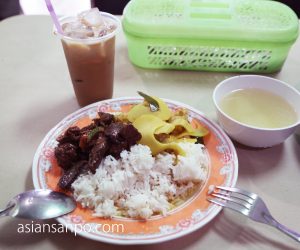 ミャンマー　コータウン　タイ料理