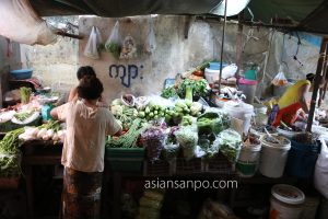 ミャンマー　コータウン　市場