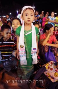 ミャンマー　パアン　カレン族正月