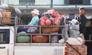 ミャンマー　カムティ　市場