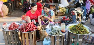 ミャンマー　シュエボー　市場