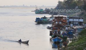 ミャンマー　カタ　エーヤワディー川