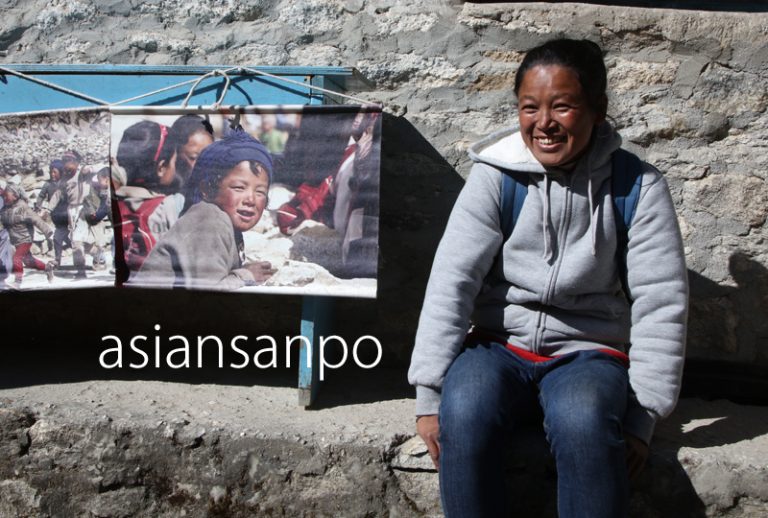 ネパール　エベレスト街道　クムジュンスクール　写真展