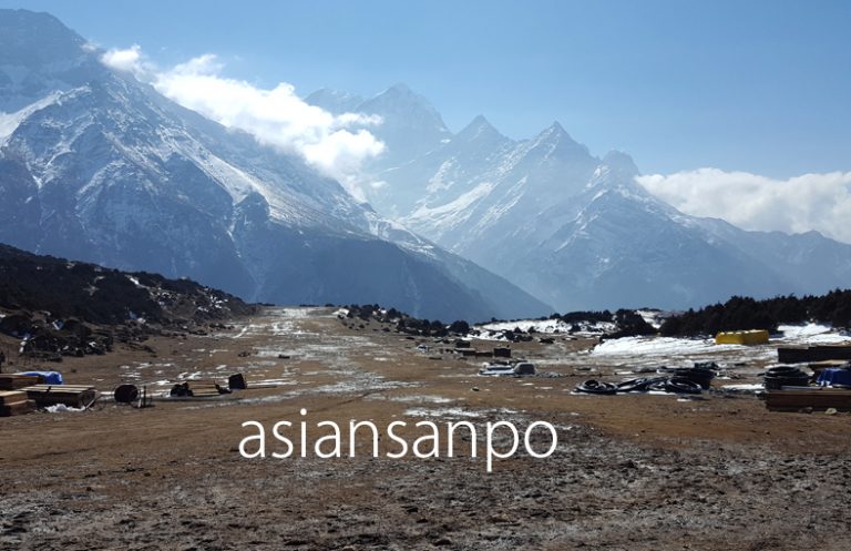 ネパール　エベレスト　シャンボチェ