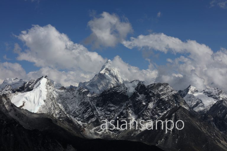 ネパール　エベレスト　カラパタール