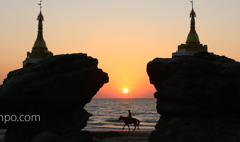 ミャンマー　グエサウン　夕日