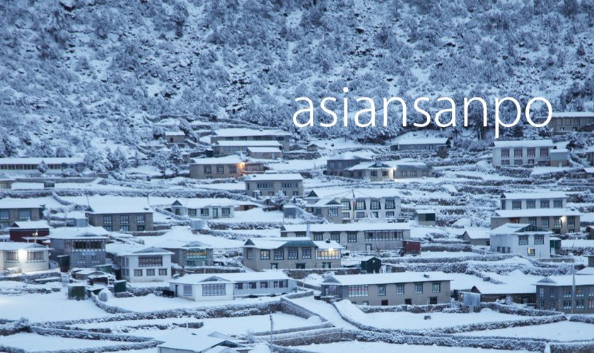 ネパール　エベレスト街道　クンデ　大雪